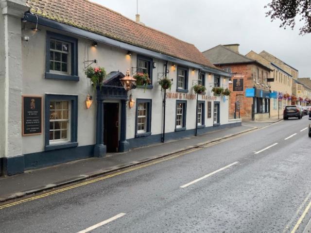 וות'רבי Swan & Talbot Inn מראה חיצוני תמונה