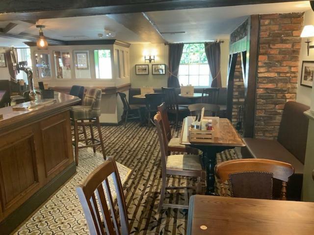 וות'רבי Swan & Talbot Inn מראה חיצוני תמונה